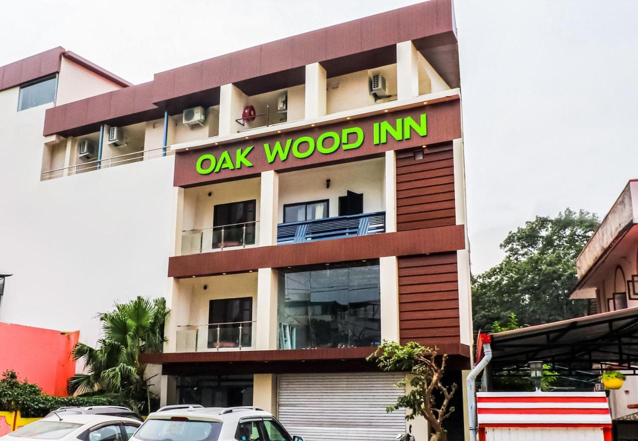 Collection O Oak Wood Inn Rājpur Buitenkant foto